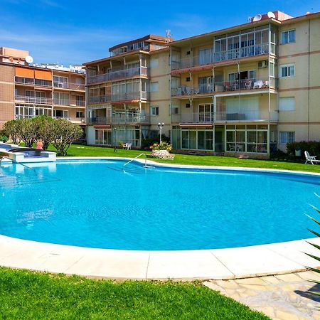 Beachfront Seaview Apartment In Los Boliches By Costarentals - Ref 141 Fuengirola Exteriör bild